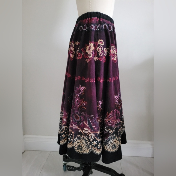 Printed corduroy circle skirt - Picture 3 of 8